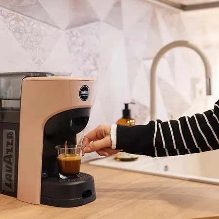 The Bronze Rose Bergamo