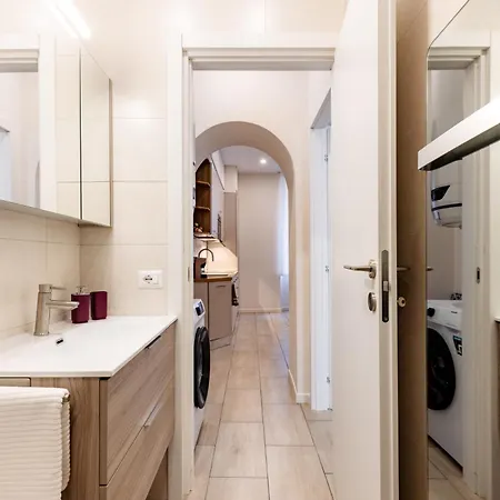 The Bronze Rose * Bergamo