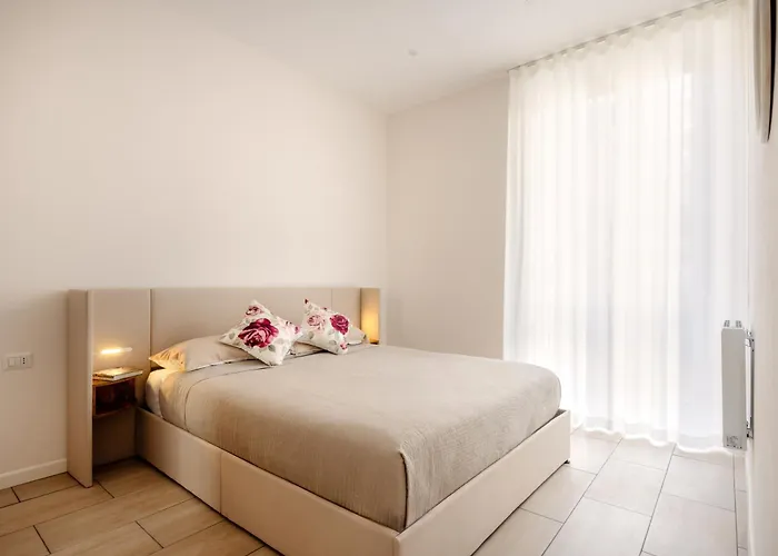 Apartament The Bronze Rose *